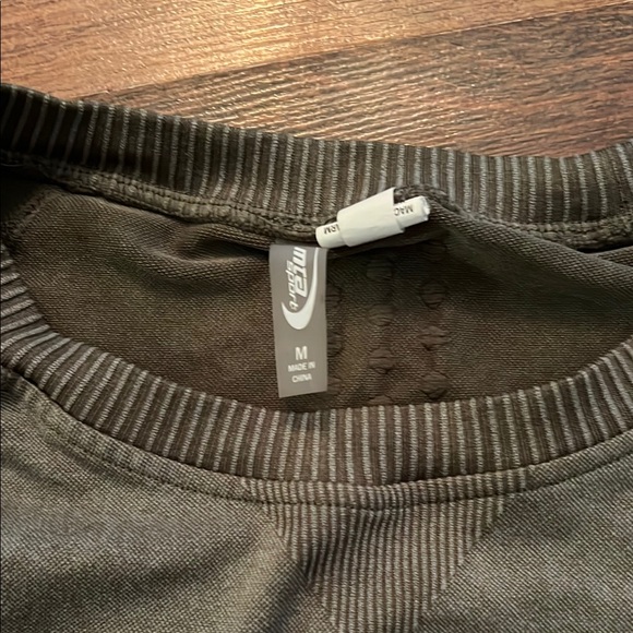 MTA Sport Green Muscle Tee for Active Comfort - Picture 3 of 3